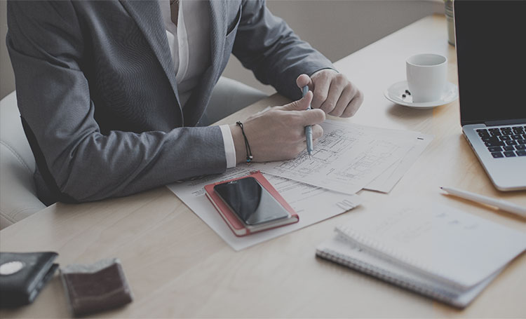 又一巨頭企業(yè)倒下，傳統(tǒng)企業(yè)的出路到底在哪里？